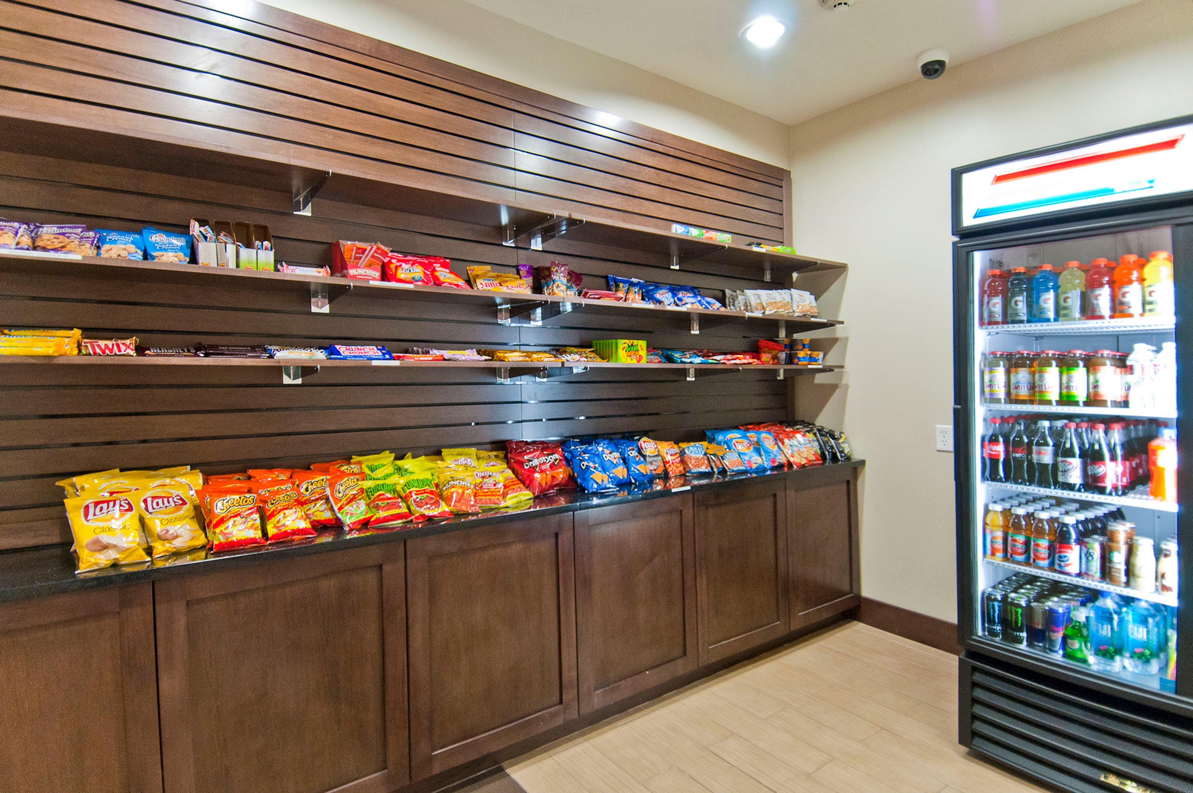 Holiday Inn Express & Suites San Antonio Frost Bank Center By Ihg Exterior foto